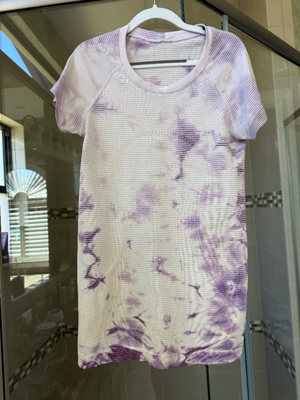 Swiftly Tech Short-Sleeve Shirt 2.0 - size 4.